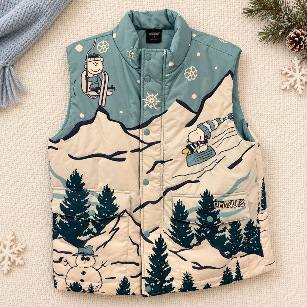 Peanuts BoxLunch Snoopy Skiing Scene Puffer Vest Unisex Large